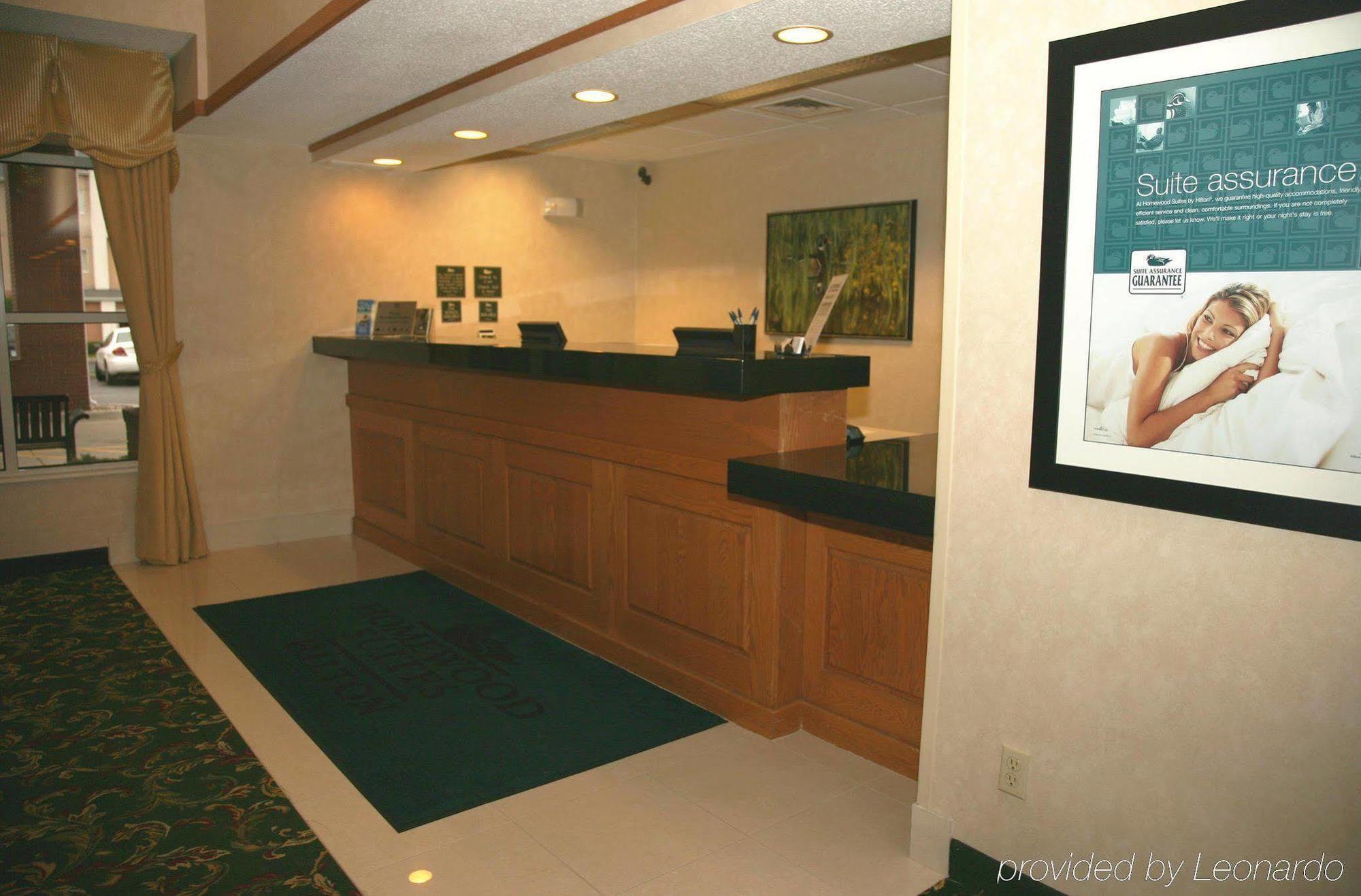 Homewood Suites Grand Rapids Beltér fotó