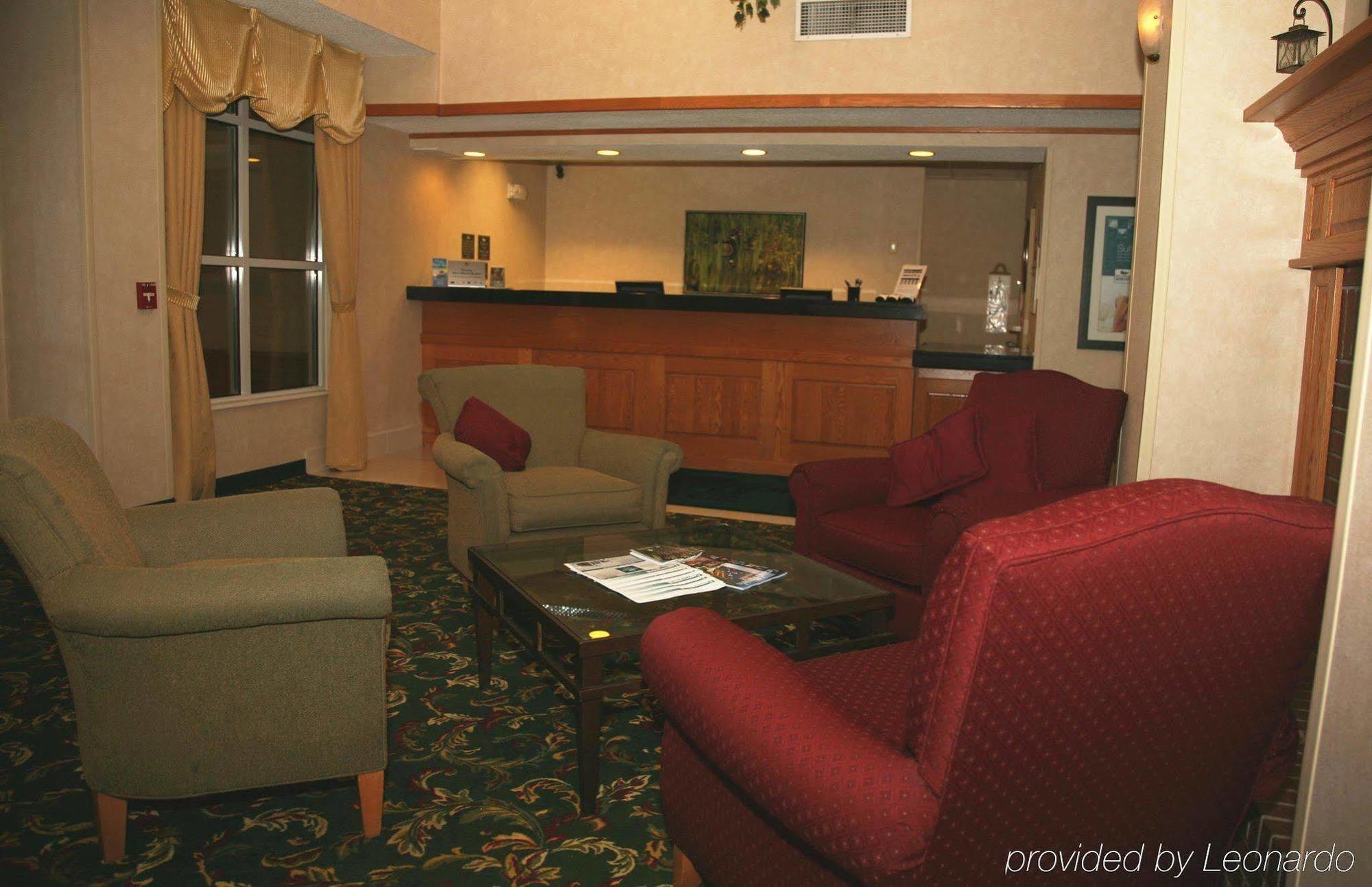 Homewood Suites Grand Rapids Beltér fotó